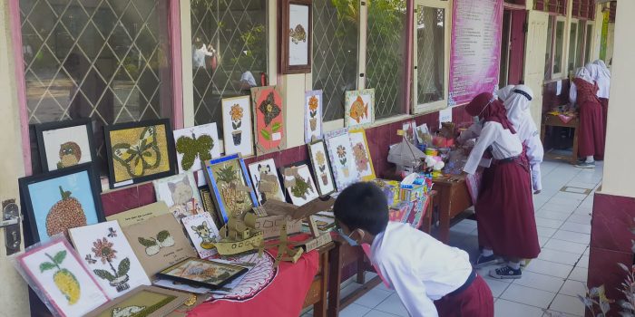 Foto hasil karya para siswa pada kegiatan Deklarasi Bersinar dan SRA_ASDSN1919