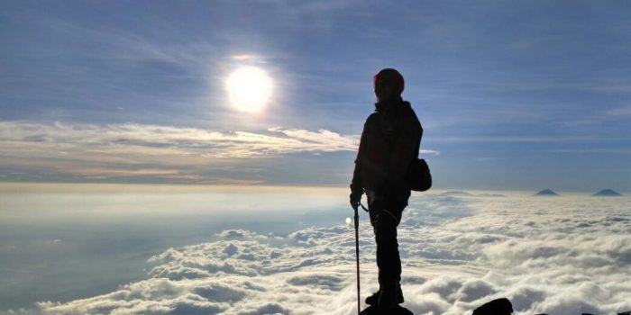 Mengubah 'Gagal' Menjadi 'Guru Terbaik': 5 Strategi Jitu Membangun Mental Juara